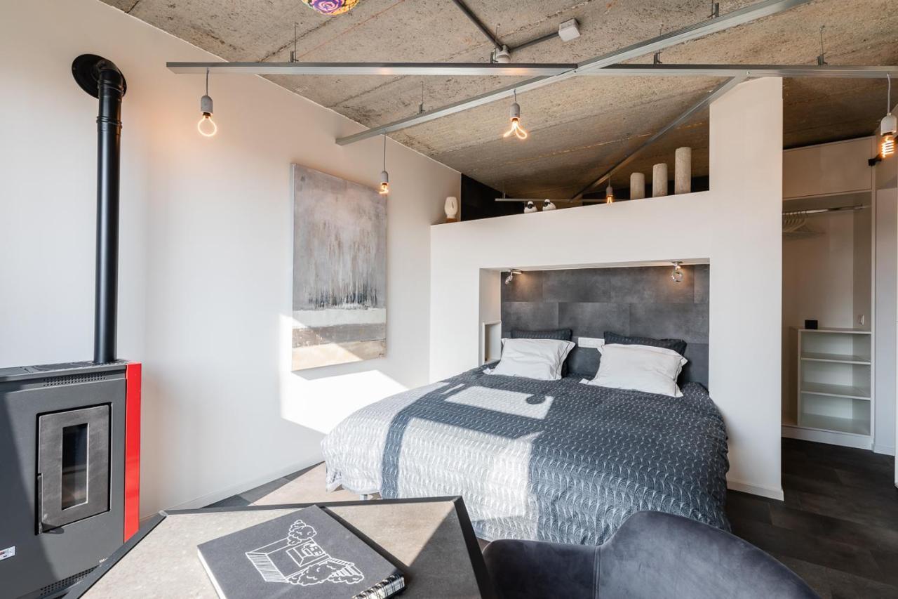 Le Garage Bed & Breakfast ธูส์ ภายนอก รูปภาพ